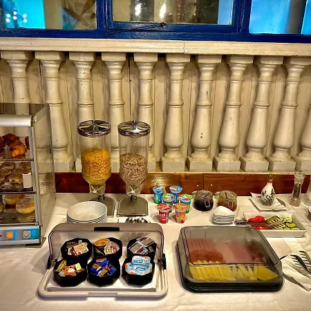 Marija بيت ضيافة سكرادين