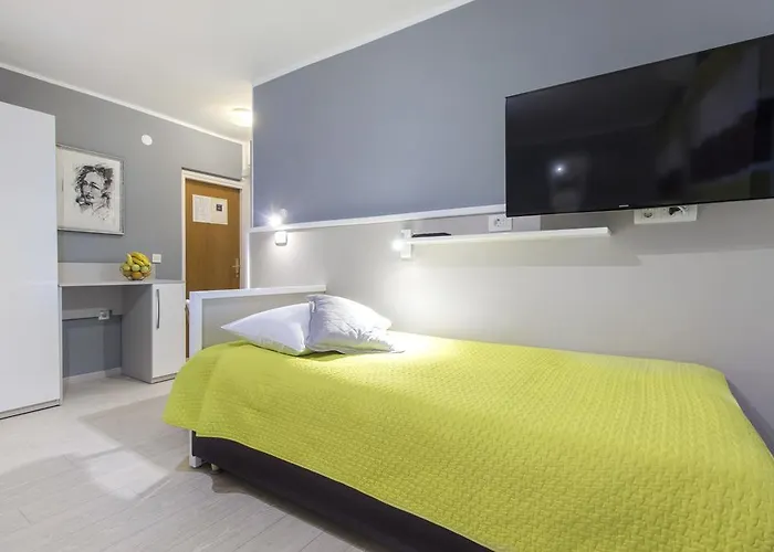 Marija ゲストハウス スクラーディン